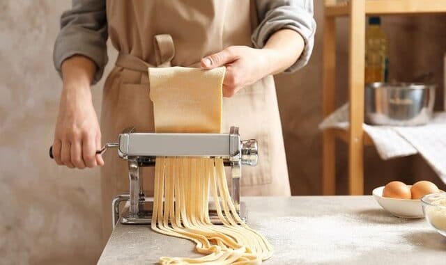 mlýnek na těstoviny